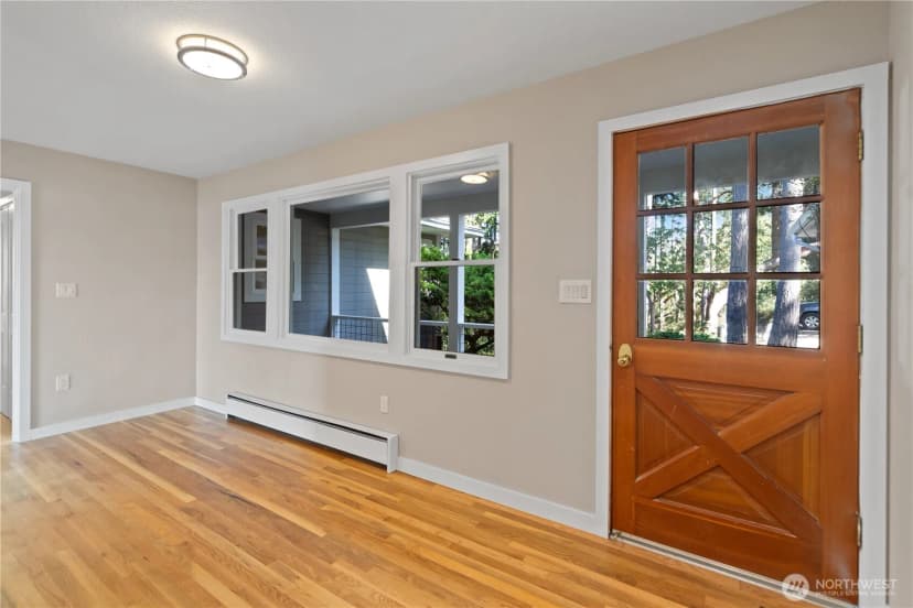 Property photo for 111 W Vancouver Drive, Port Townsend photo 8