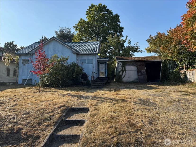Property photo for 4939 Sw Bruce Street, Seattle