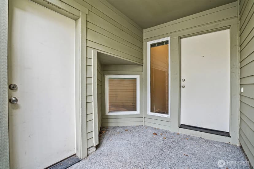 Property photo for 2434 Yakima Court, Tacoma photo 2