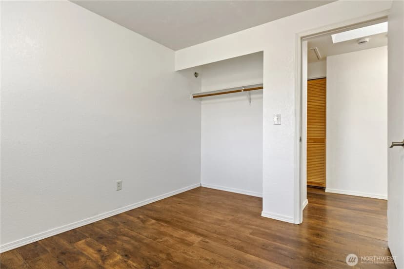 Property photo for 727 Salzburg Se, Olympia photo 23