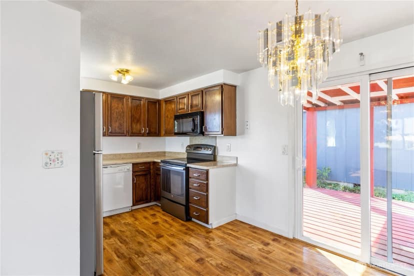 Property photo for 727 Salzburg Se, Olympia photo 5