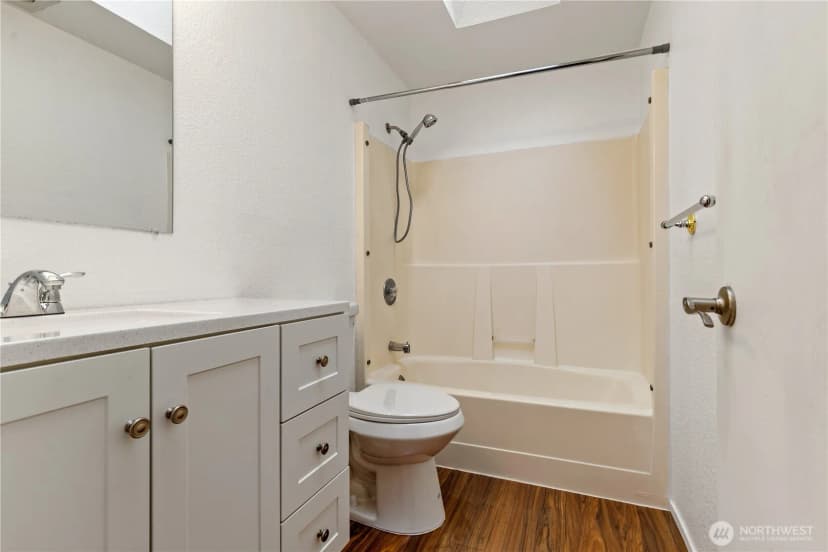 Property photo for 727 Salzburg Se, Olympia photo 20