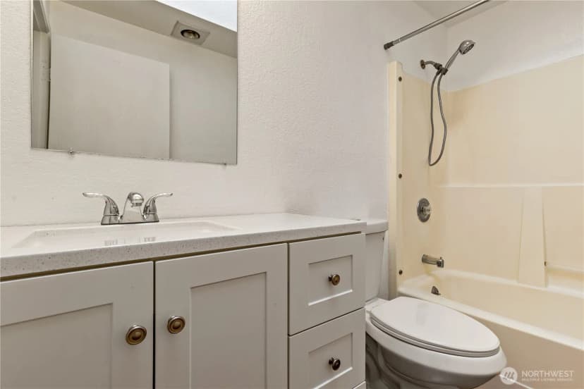 Property photo for 727 Salzburg Se, Olympia photo 21
