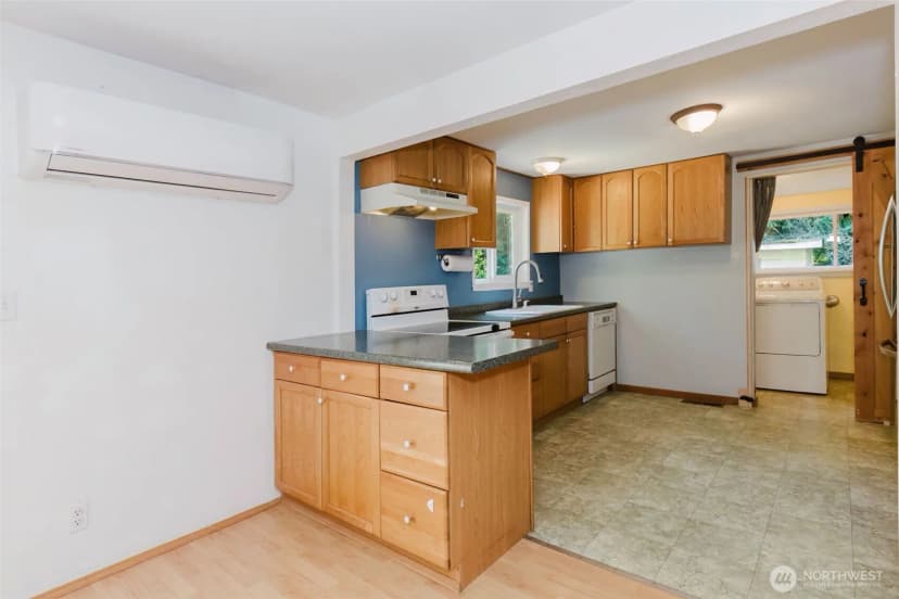 Property photo for 2673 Harold Drive Se, Port Orchard photo 8