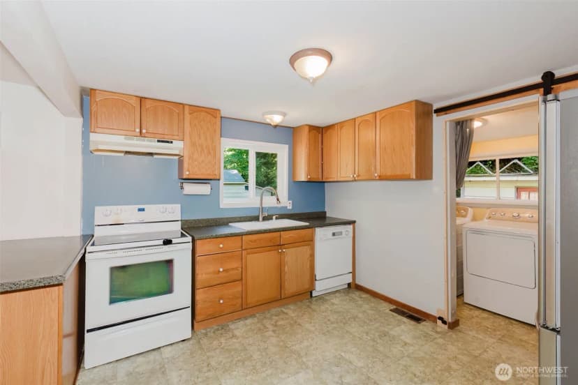 Property photo for 2673 Harold Drive Se, Port Orchard photo 11