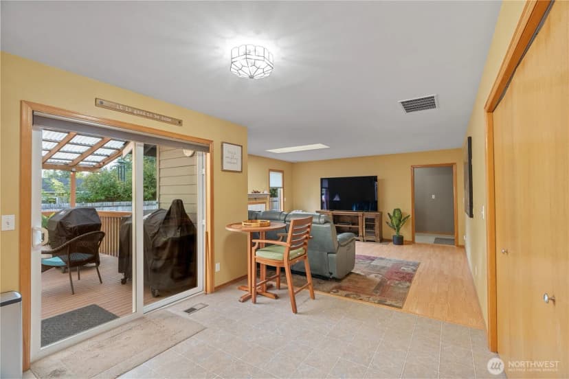 Property photo for 306 Evergreen Lane, Aberdeen photo 12