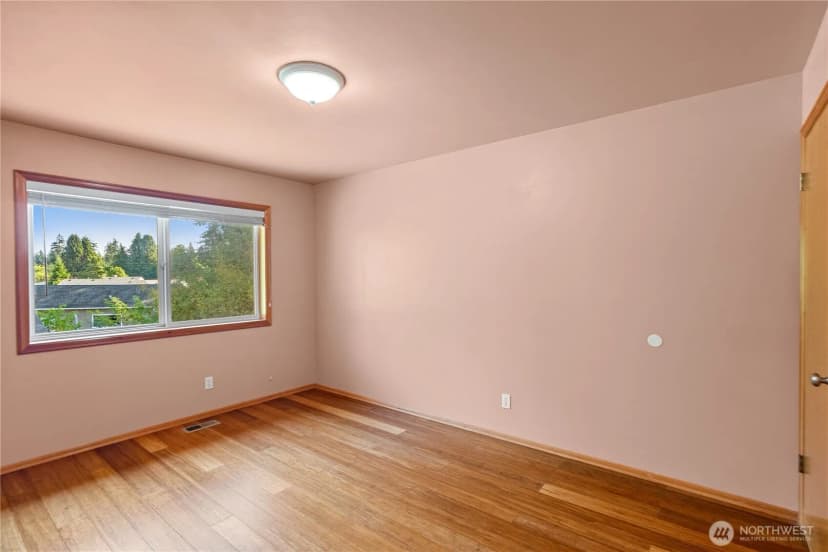 Property photo for 306 Evergreen Lane, Aberdeen photo 18