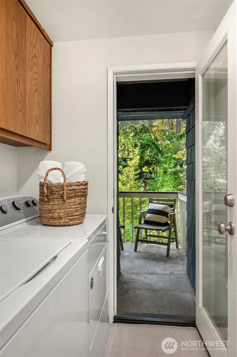 Property photo for 9165 45th Avenue Sw #2, Seattle photo 20