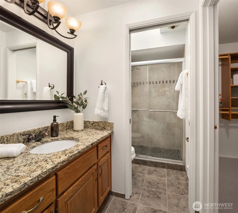 Property photo for 9165 45th Avenue Sw #2, Seattle photo 6