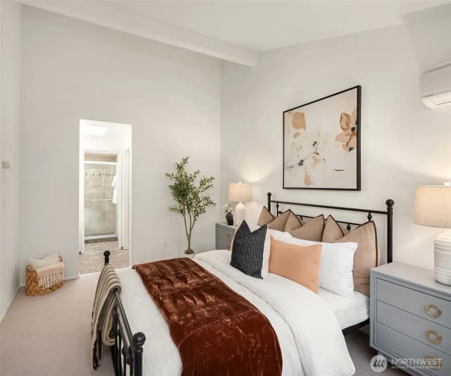 Property photo for 9165 45th Avenue Sw #2, Seattle photo 5