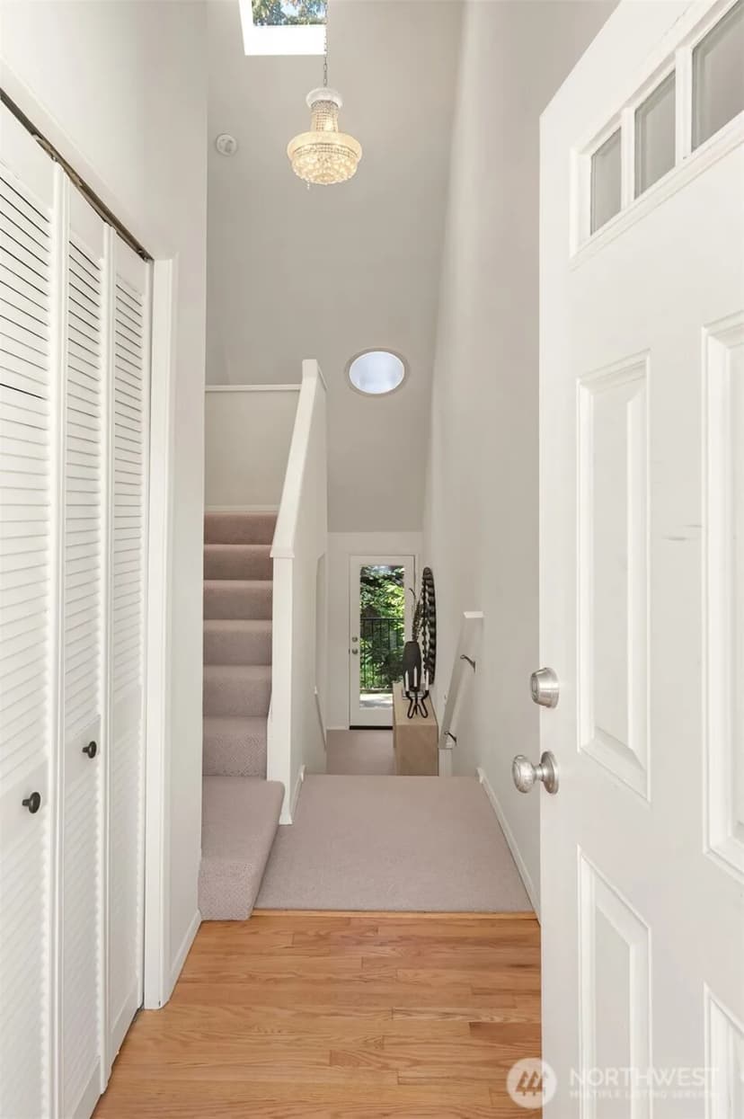 Property photo for 9165 45th Avenue Sw #2, Seattle photo 3