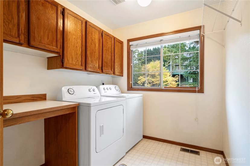 Property photo for 13436 Se 85th Street, Newcastle photo 24