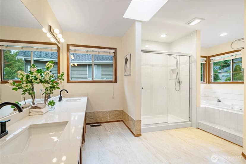 Property photo for 13436 Se 85th Street, Newcastle photo 19