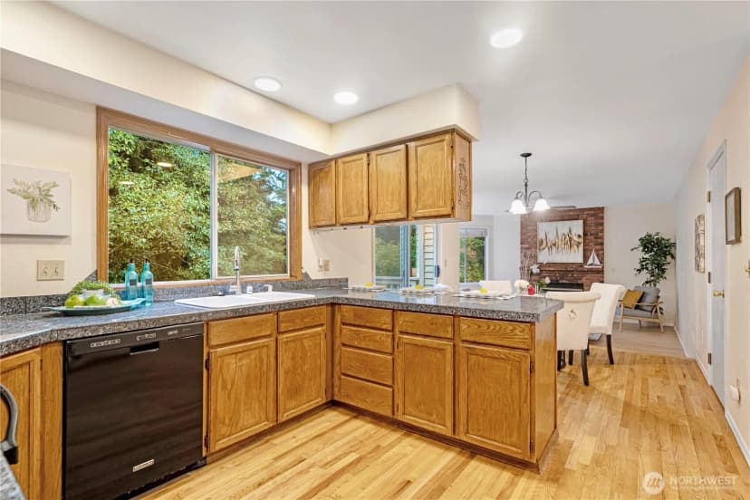 Property photo for 13436 Se 85th Street, Newcastle photo 10