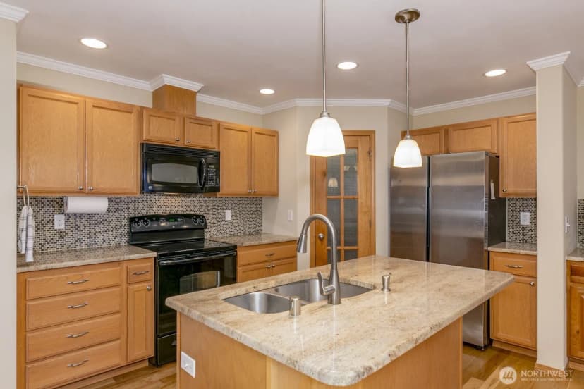 Property photo for 244 93rd Place Sw, Everett photo 10