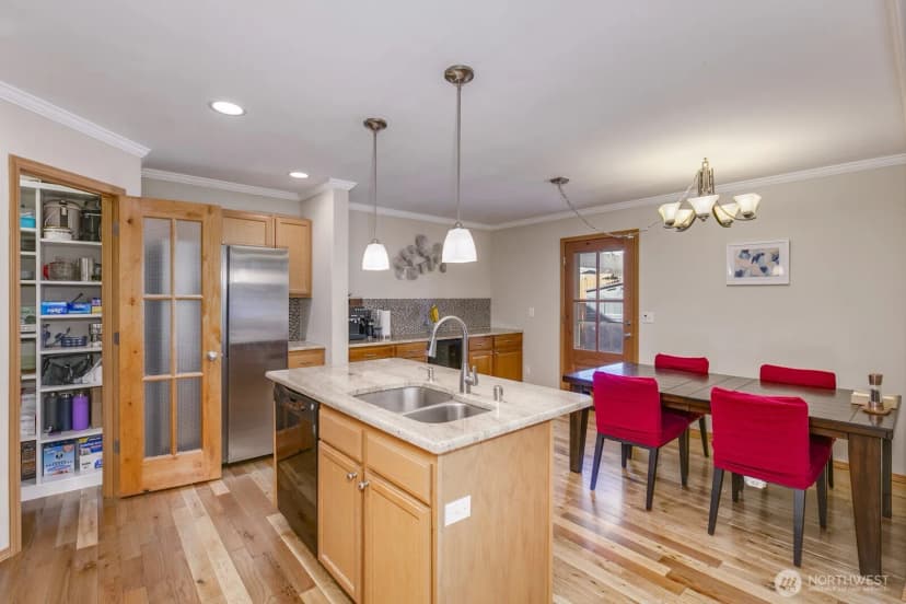 Property photo for 244 93rd Place Sw, Everett photo 14