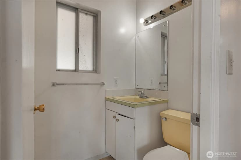 Property photo for 1425 Marlow Avenue, Bremerton photo 15