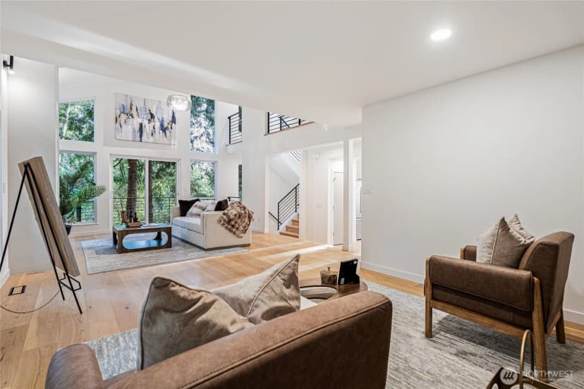 Property photo for 220 210th Avenue Ne, Sammamish photo 6
