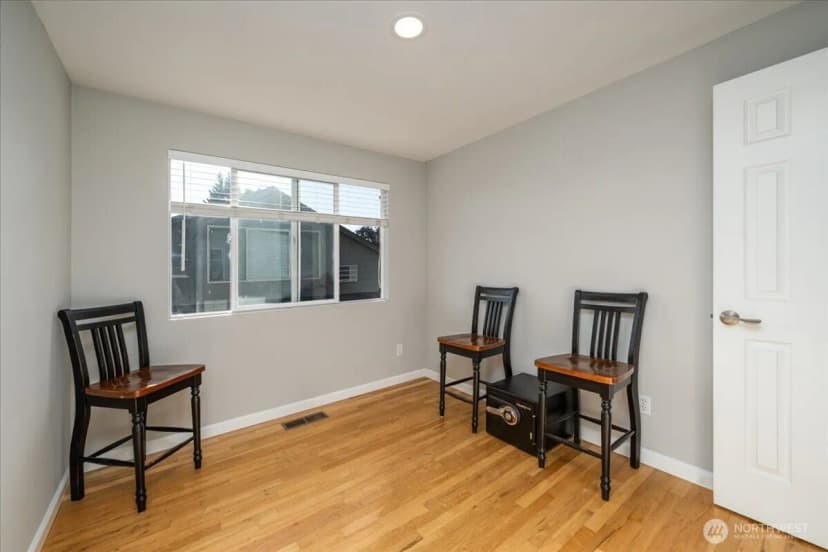 Property photo for 11642 Ne 135th Street, Kirkland photo 19