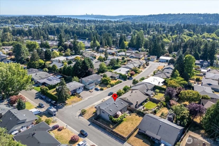 Property photo for 11642 Ne 135th Street, Kirkland photo 39