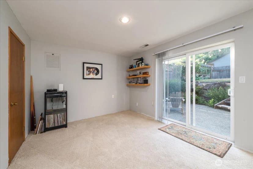 Property photo for 11642 Ne 135th Street, Kirkland photo 25