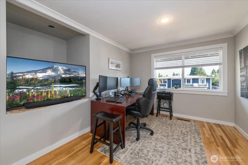 Property photo for 11642 Ne 135th Street, Kirkland photo 16