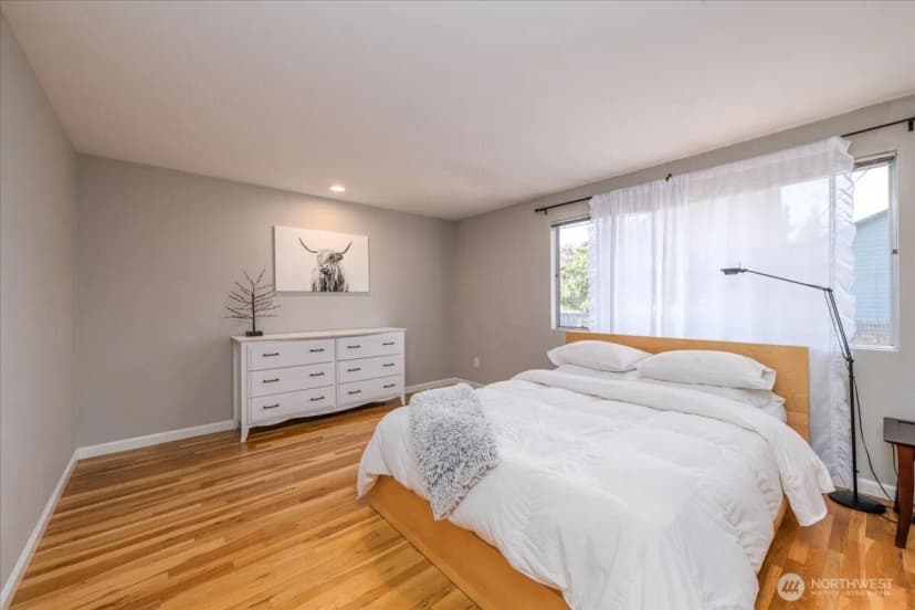 Property photo for 11642 Ne 135th Street, Kirkland photo 13