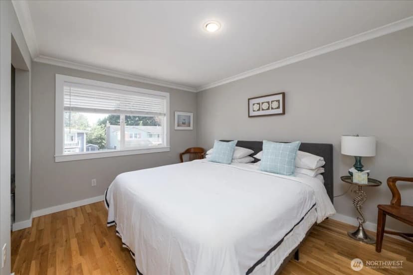Property photo for 11642 Ne 135th Street, Kirkland photo 18