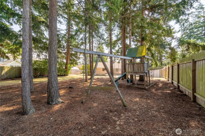 Property photo for 942 Sw Barrington Drive, Oak Harbor photo 31