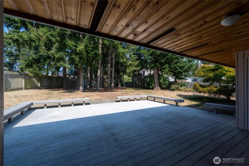 Property photo for 942 Sw Barrington Drive, Oak Harbor photo 34