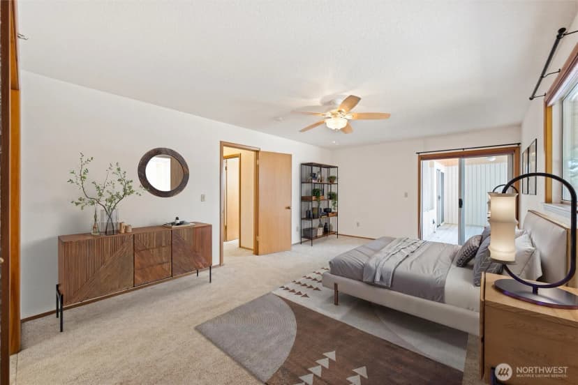Property photo for 942 Sw Barrington Drive, Oak Harbor photo 17