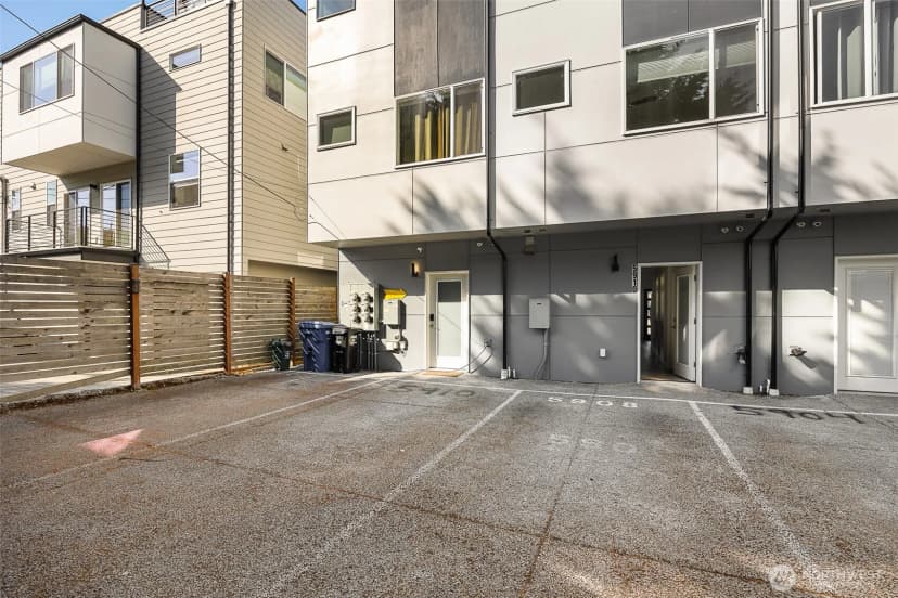 Property photo for 5910 Fauntleroy Way Sw, Seattle photo 35