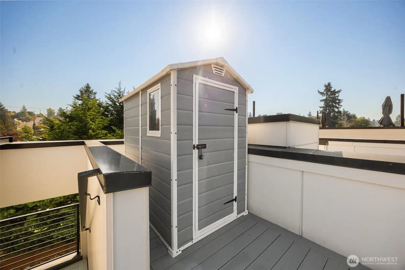 Property photo for 5910 Fauntleroy Way Sw, Seattle photo 30