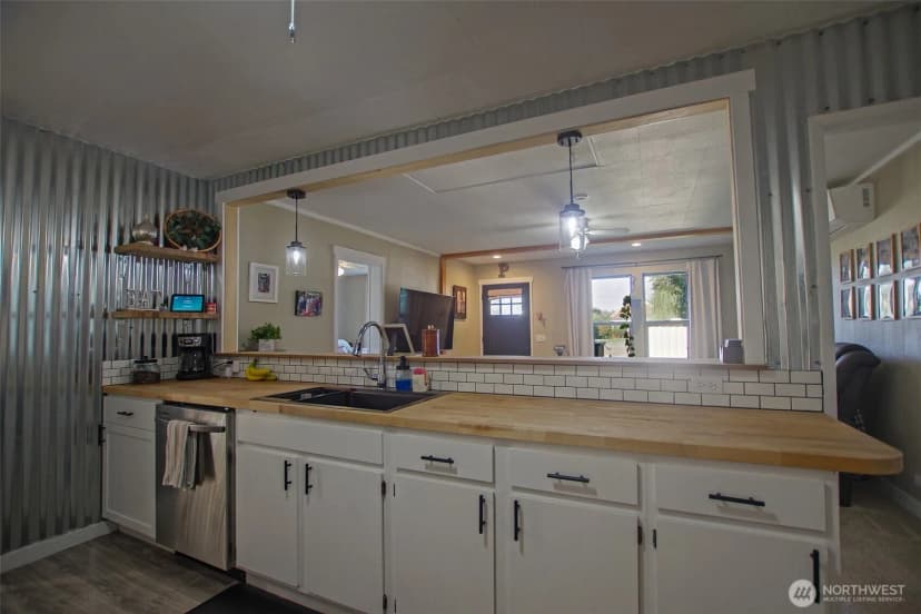 Property photo for 308 Montgomery Avenue, Cle Elum photo 9