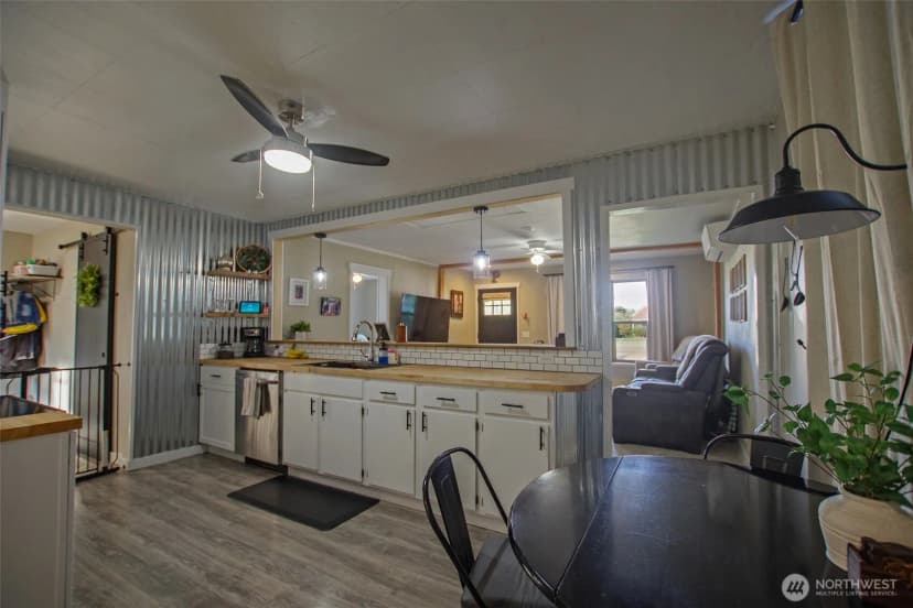 Property photo for 308 Montgomery Avenue, Cle Elum photo 8