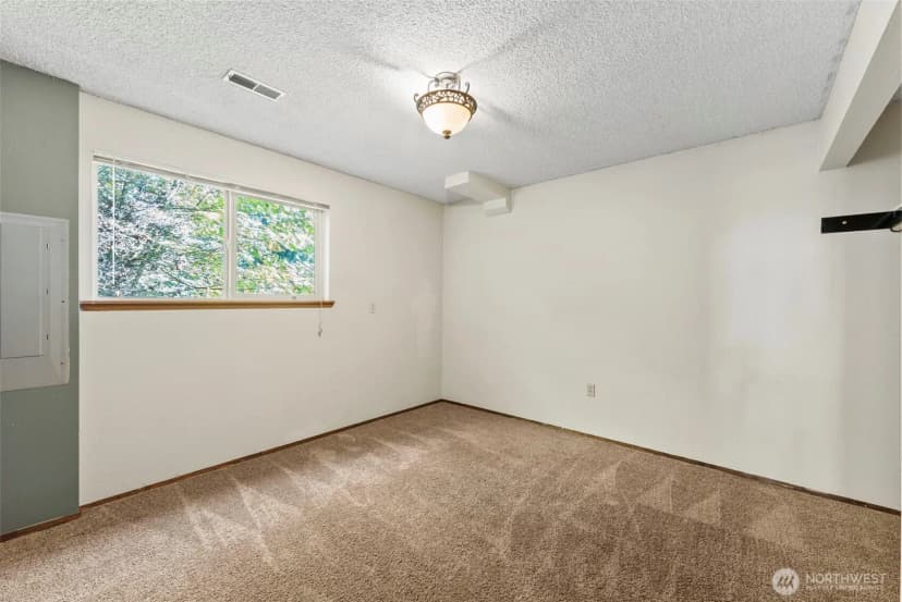 Property photo for 6409 5th Street Ne, Tacoma photo 23