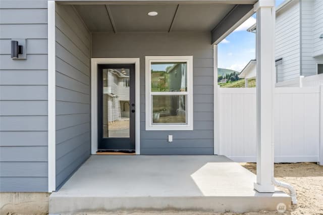 Property photo for 2124 Plumridge Court, Wenatchee photo 3