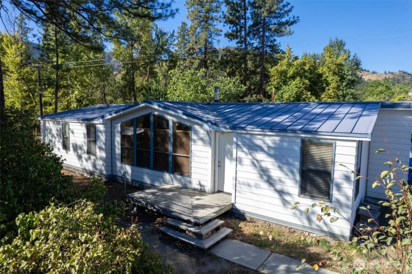 Property photo for 1221 Riverside Avenue, Twisp photo 2