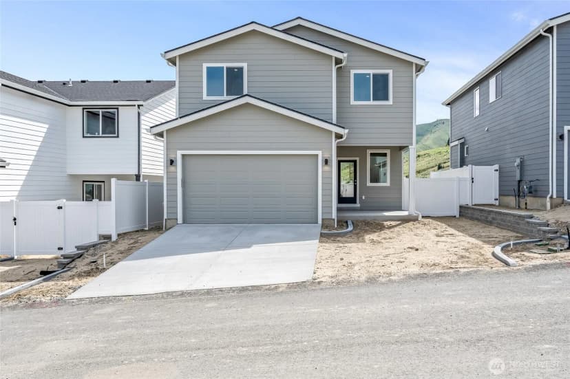 Property photo for 2122 Plumridge Court, Wenatchee photo 2