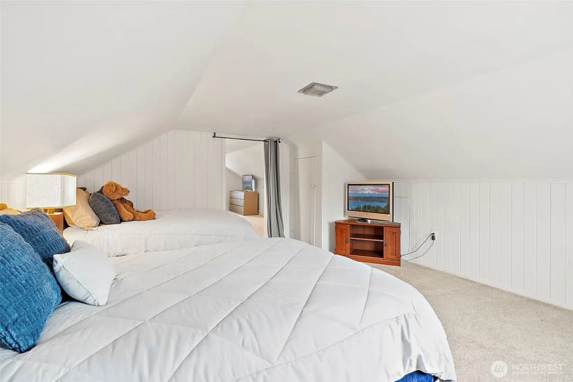 Property photo for 3515 Meadow Avenue N, Renton photo 18
