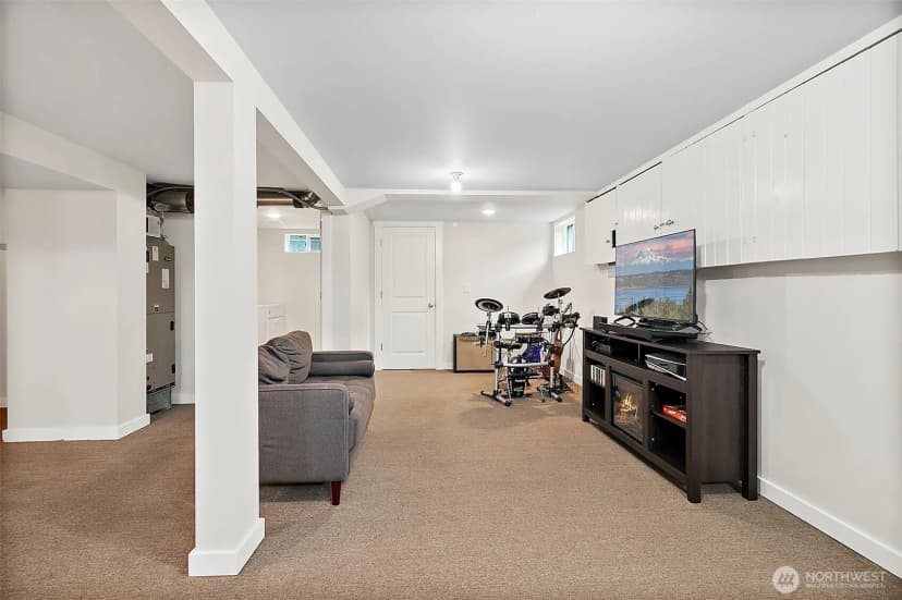 Property photo for 3515 Meadow Avenue N, Renton photo 23