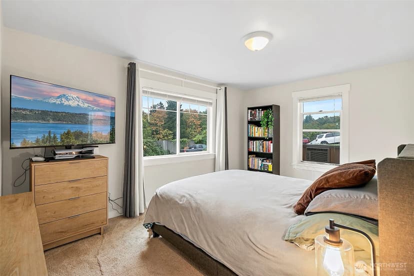 Property photo for 3515 Meadow Avenue N, Renton photo 13