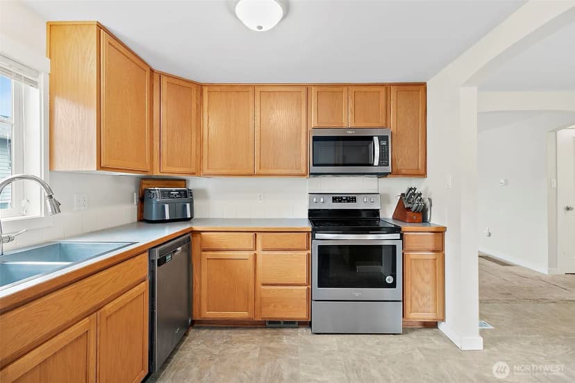 Property photo for 3515 Meadow Avenue N, Renton photo 12