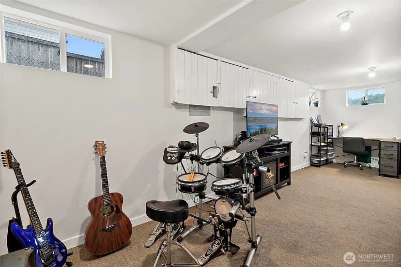 Property photo for 3515 Meadow Avenue N, Renton photo 25
