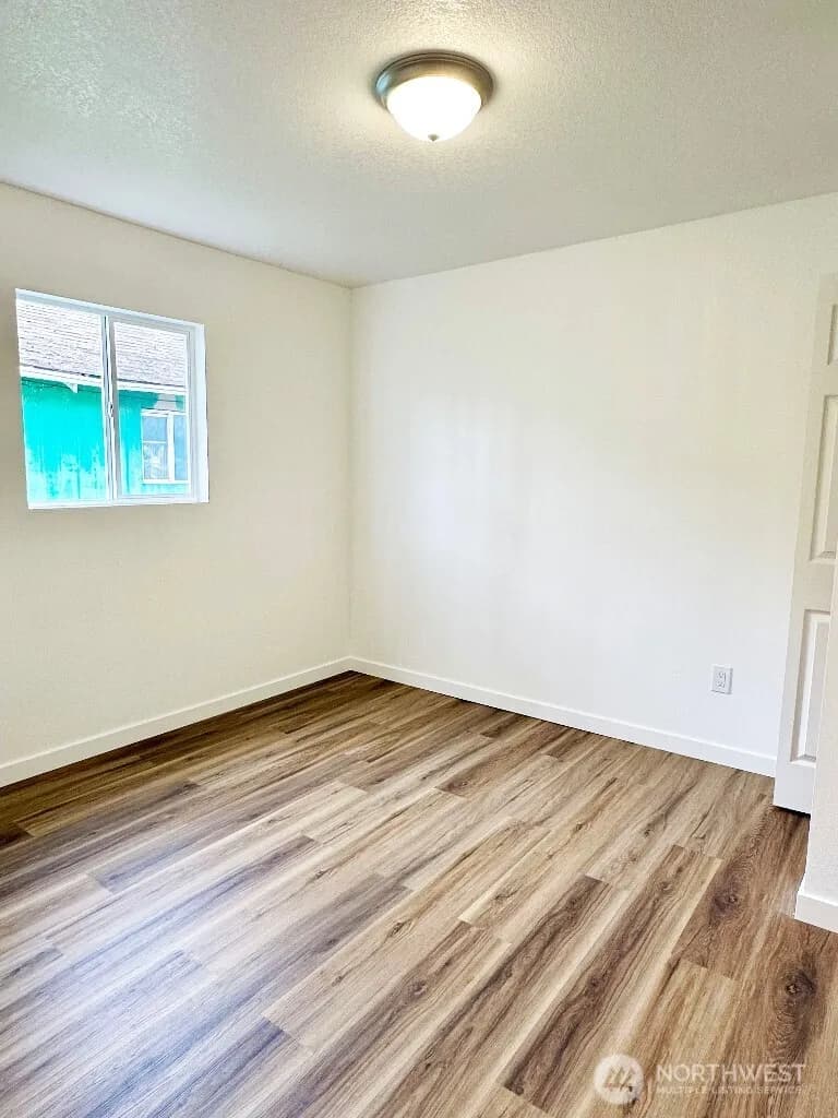 Property photo for 220 20th Avenue, Longview photo 9