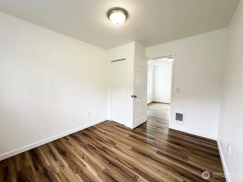 Property photo for 220 20th Avenue, Longview photo 8