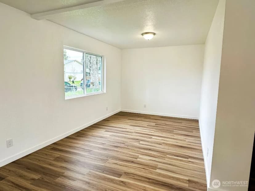 Property photo for 220 20th Avenue, Longview photo 3