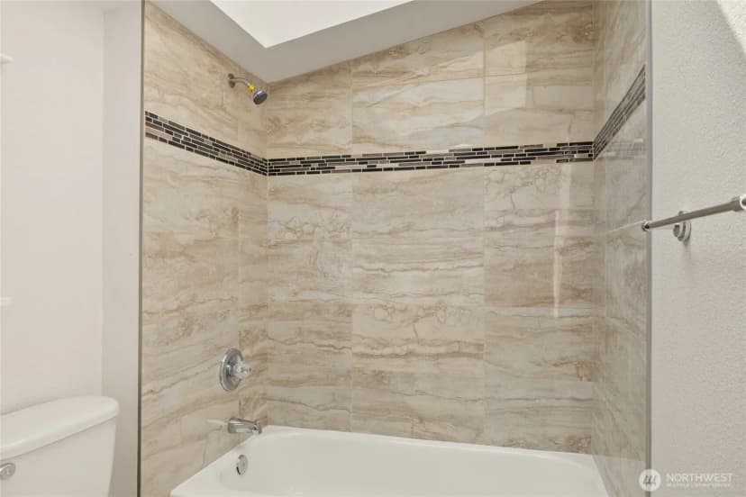Property photo for 9009 Dolly Madison Street Sw, Lakewood photo 19