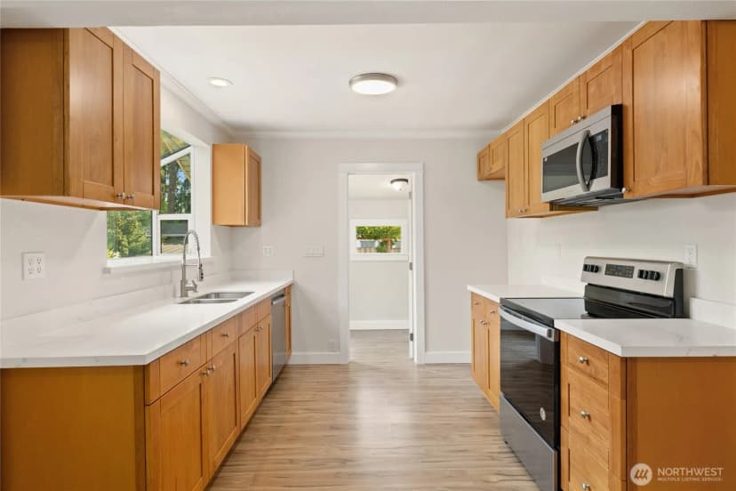 Property photo for 9009 Dolly Madison Street Sw, Lakewood photo 10