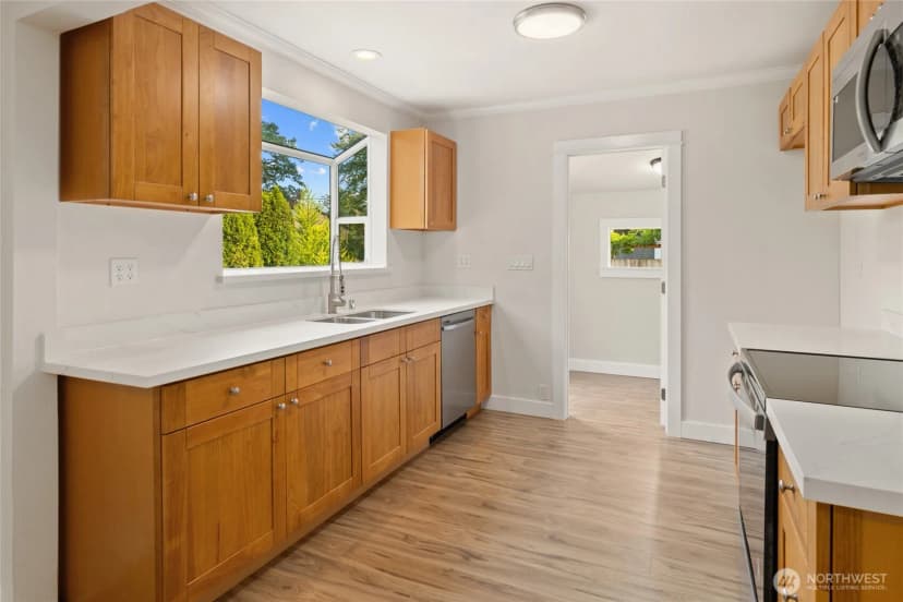 Property photo for 9009 Dolly Madison Street Sw, Lakewood photo 11
